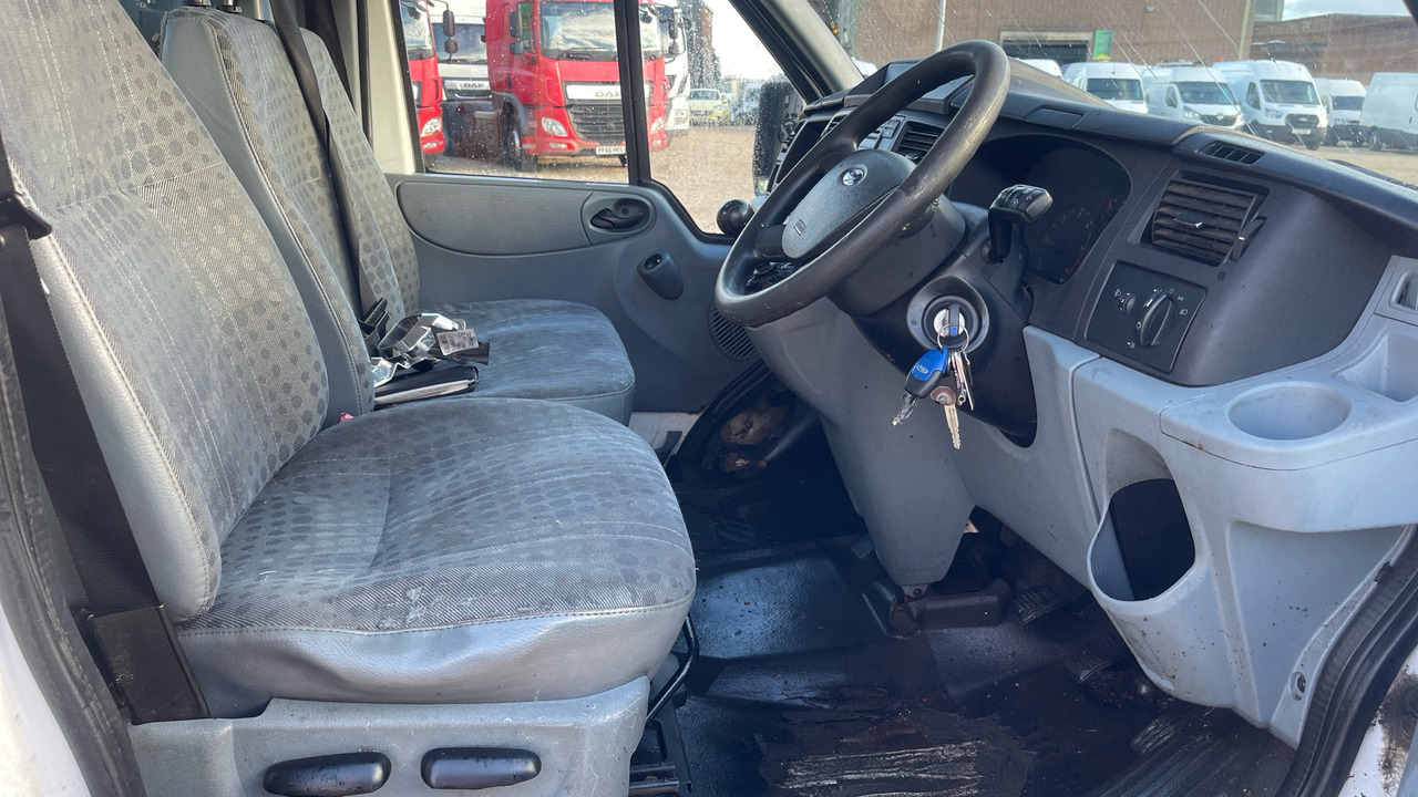 FORD TRANSIT 350 2.2 TDCI 125PS - Малотоннажный самосвал: фото 5 FORD TRANSIT 350 2.2 TDCI 125PS - Малотоннажный самосвал: фото 5