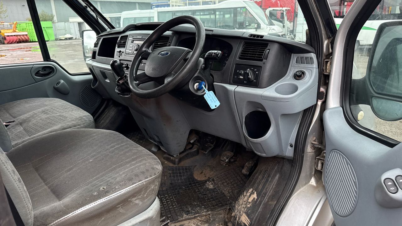 FORD TRANSIT T260 2.2 130PS - Цельнометаллический фургон: фото 5 FORD TRANSIT T260 2.2 130PS - Цельнометаллический фургон: фото 5