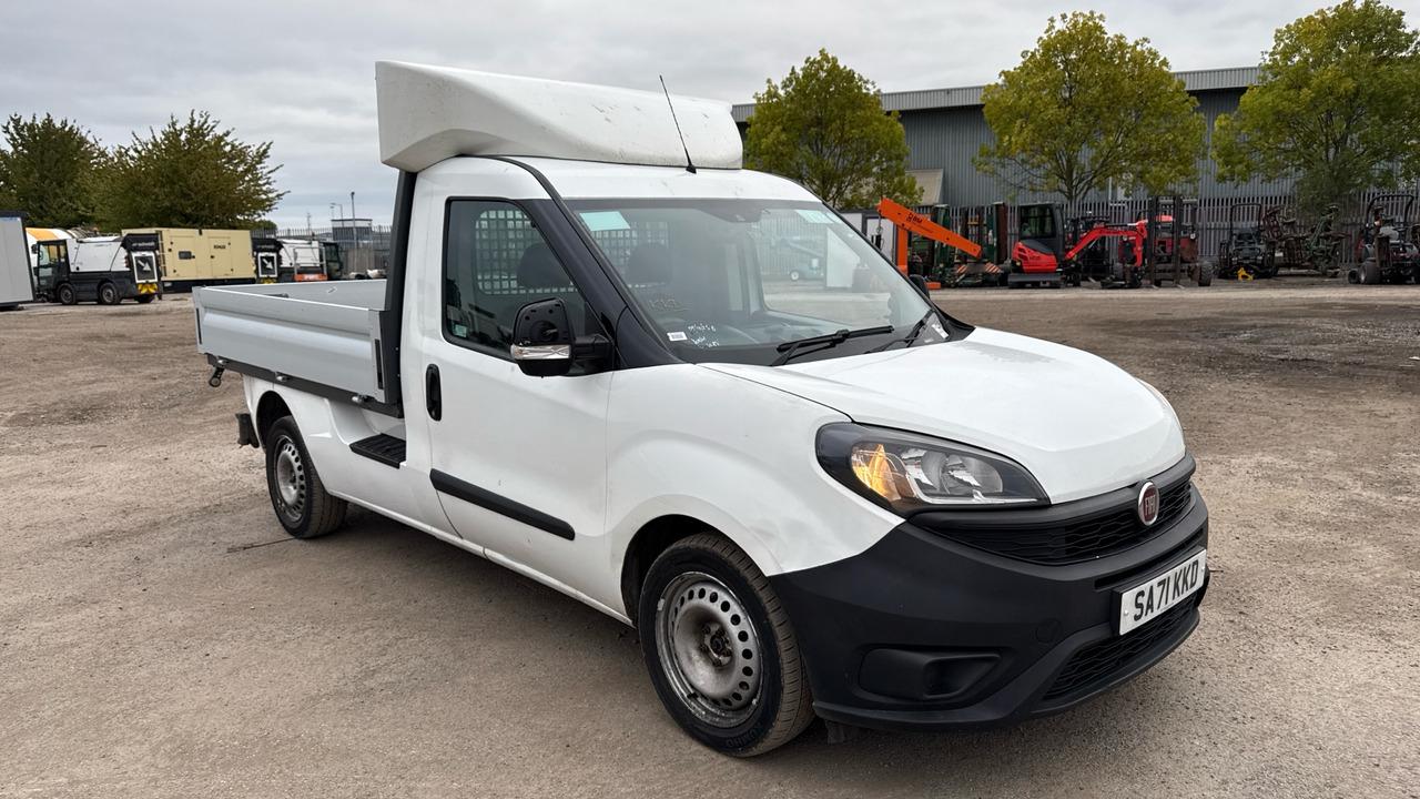 Fiat Doblo 16V II 1.6 MULTIJET - Малотоннажный бортовой грузовик: фото 1 Fiat Doblo 16V II 1.6 MULTIJET - Малотоннажный бортовой грузовик: фото 1