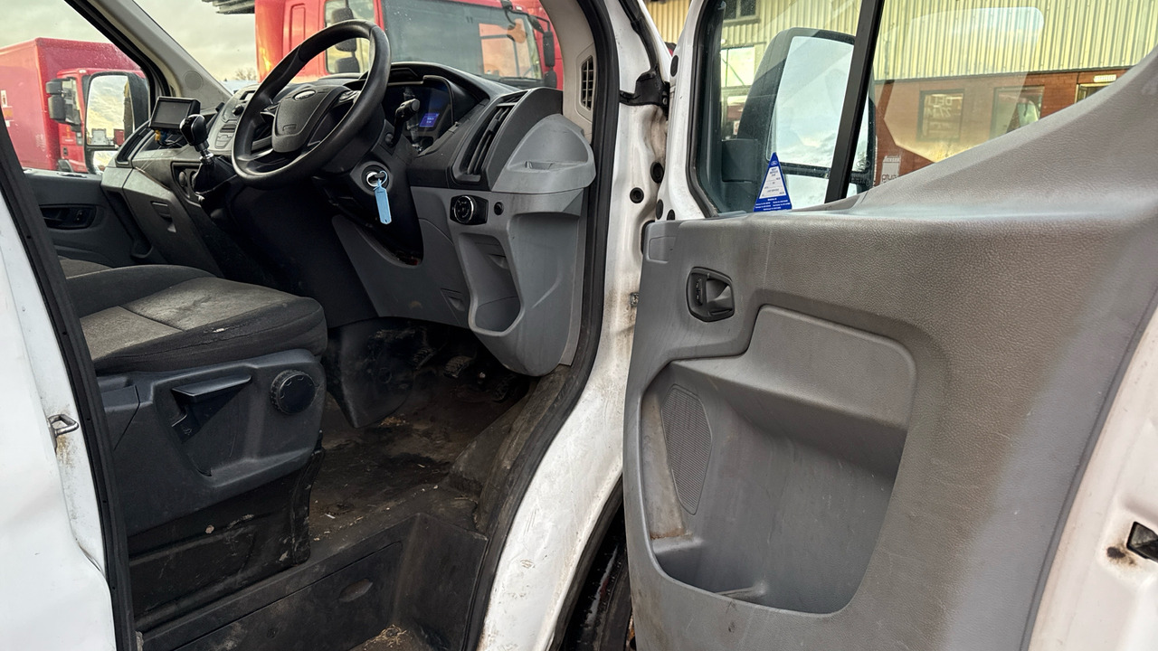 Ford Transit 350 2.0 TDCI 130PS - Малотоннажный самосвал: фото 5 Ford Transit 350 2.0 TDCI 130PS - Малотоннажный самосвал: фото 5