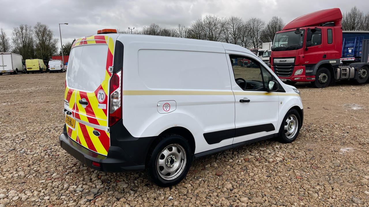 Ford Transit Connect 220 1.5 ECOBLUE 100PS - Легковой фургон: фото 4 Ford Transit Connect 220 1.5 ECOBLUE 100PS - Легковой фургон: фото 4