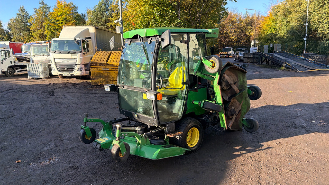 JOHN DEERE 1600 TURBO SERIES 2 - Газонокосилка: фото 2 JOHN DEERE 1600 TURBO SERIES 2 - Газонокосилка: фото 2