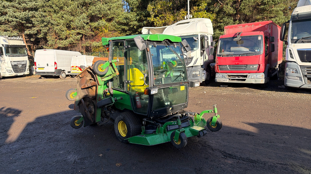 JOHN DEERE 1600 TURBO SERIES 2 - Газонокосилка: фото 1 JOHN DEERE 1600 TURBO SERIES 2 - Газонокосилка: фото 1