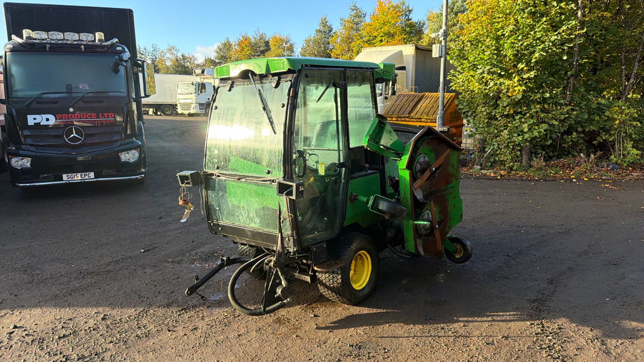 JOHN DEERE 1600 TURBO SERIES 2 - Газонокосилка: фото 2 JOHN DEERE 1600 TURBO SERIES 2 - Газонокосилка: фото 2