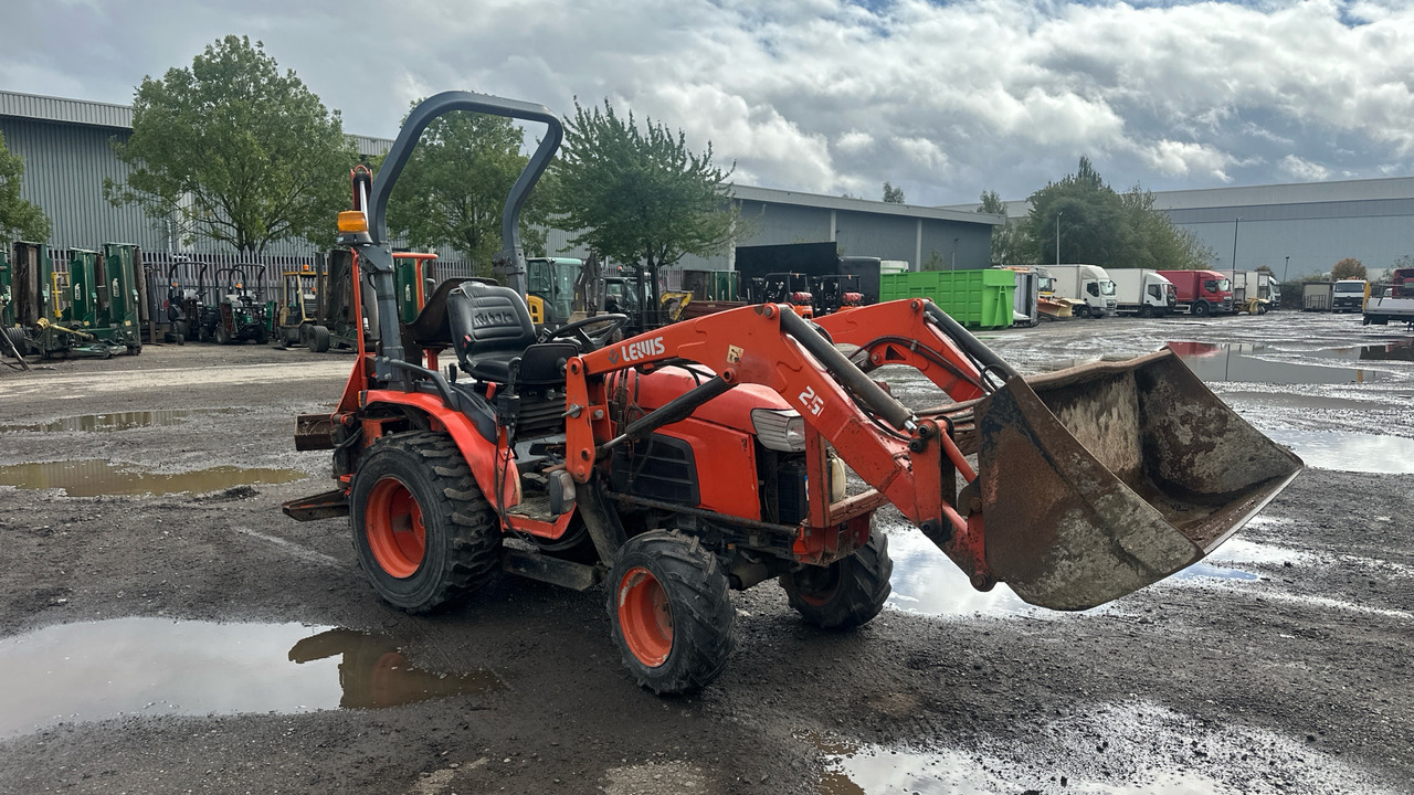 KUBOTA 2530 - Минитрактор: фото 1 KUBOTA 2530 - Минитрактор: фото 1