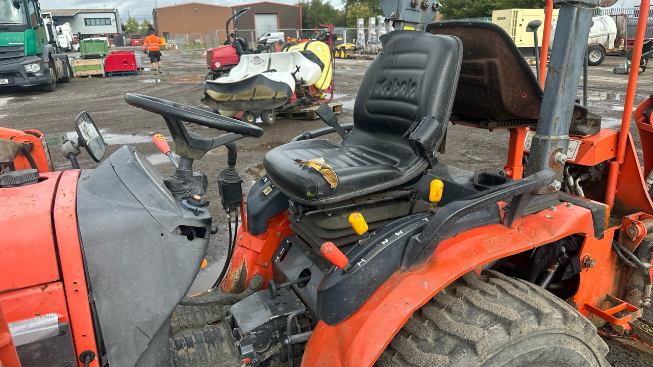 KUBOTA 2530 - Минитрактор: фото 5 KUBOTA 2530 - Минитрактор: фото 5