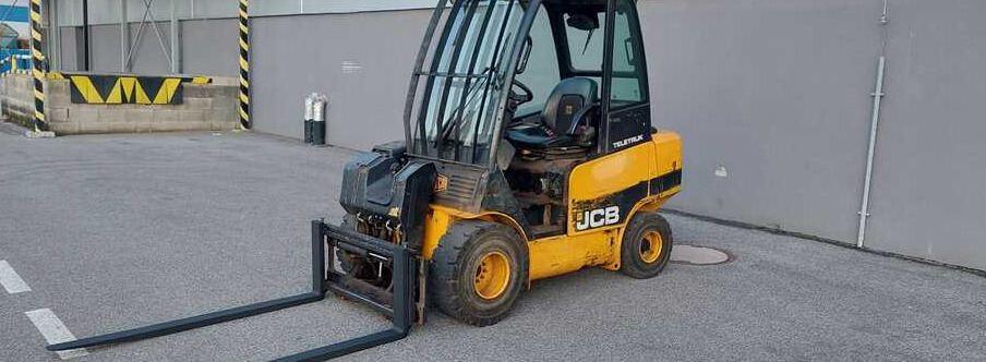 JCB TLT25 - Телескопический погрузчик: фото 1 JCB TLT25 - Телескопический погрузчик: фото 1