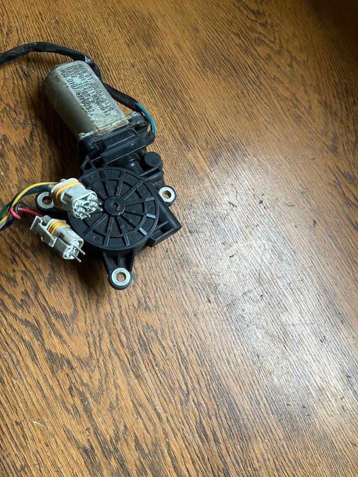 MAN Scheibenwischermotor 81286016130 - Щетка стеклоочистителя для Грузовиков: фото 3 MAN Scheibenwischermotor 81286016130 - Щетка стеклоочистителя для Грузовиков: фото 3