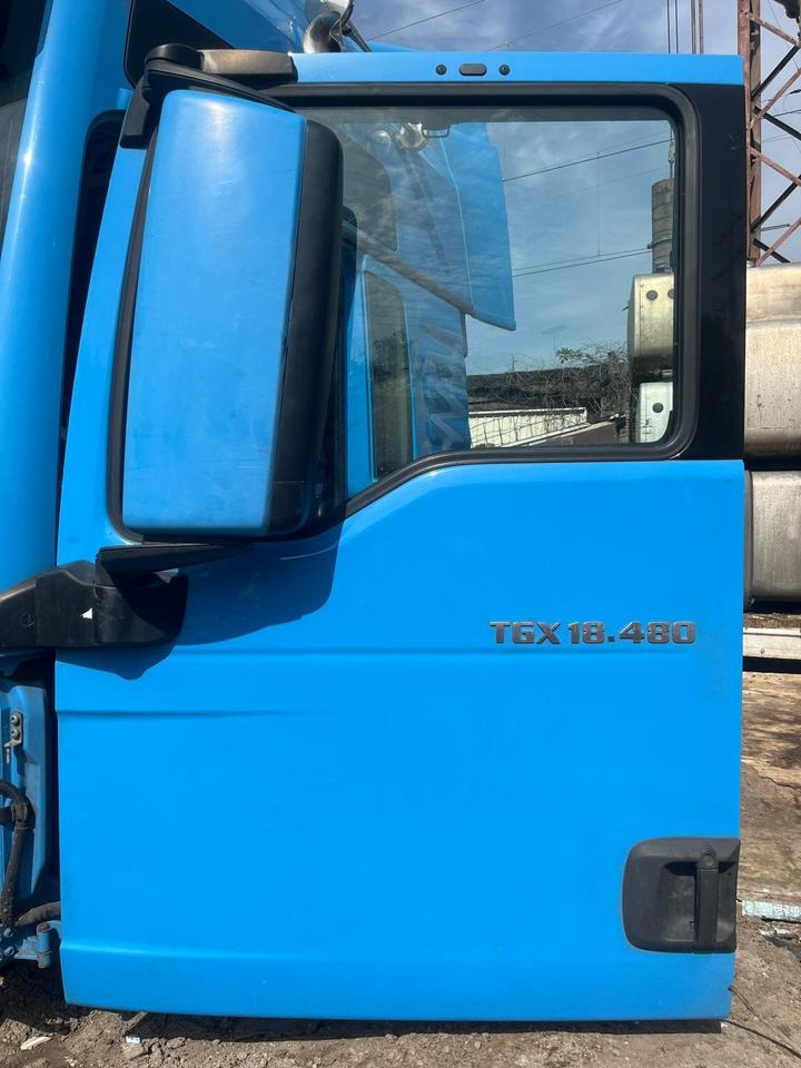 MAN TGX EU6 Fahrertür, Tür blau, Spiegel & Innenverkleidung - Дверь и запчасти для Грузовиков: фото 1 MAN TGX EU6 Fahrertür, Tür blau, Spiegel & Innenverkleidung - Дверь и запчасти для Грузовиков: фото 1