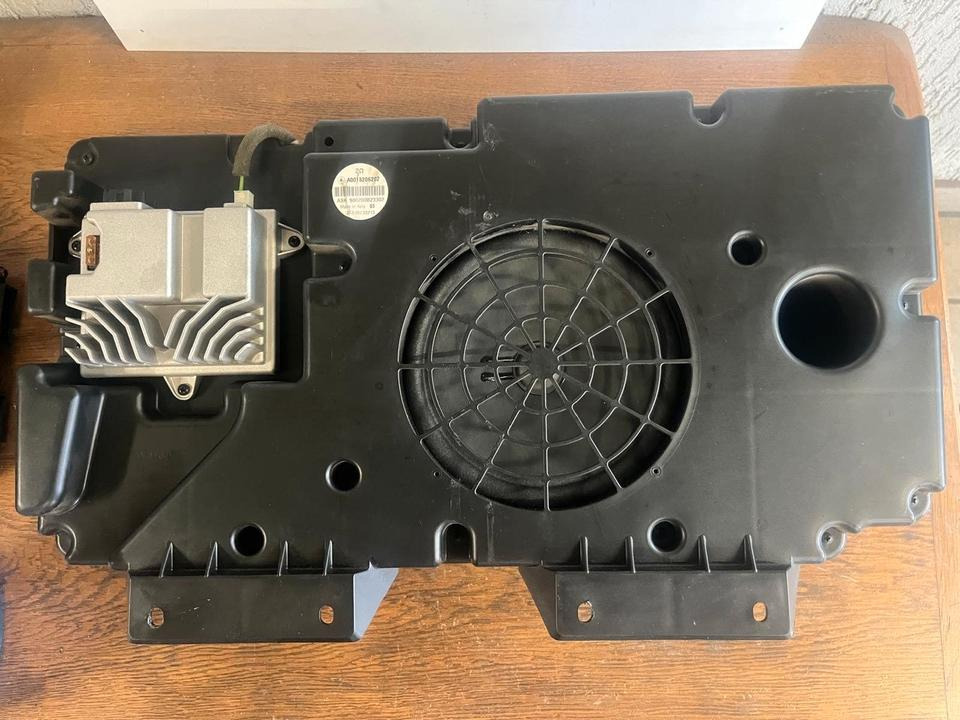 Mercedes Actros MP4 Subwoofer Soundsystem Bass A0018206202 - Приборная панель для Грузовиков: фото 2 Mercedes Actros MP4 Subwoofer Soundsystem Bass A0018206202 - Приборная панель для Грузовиков: фото 2