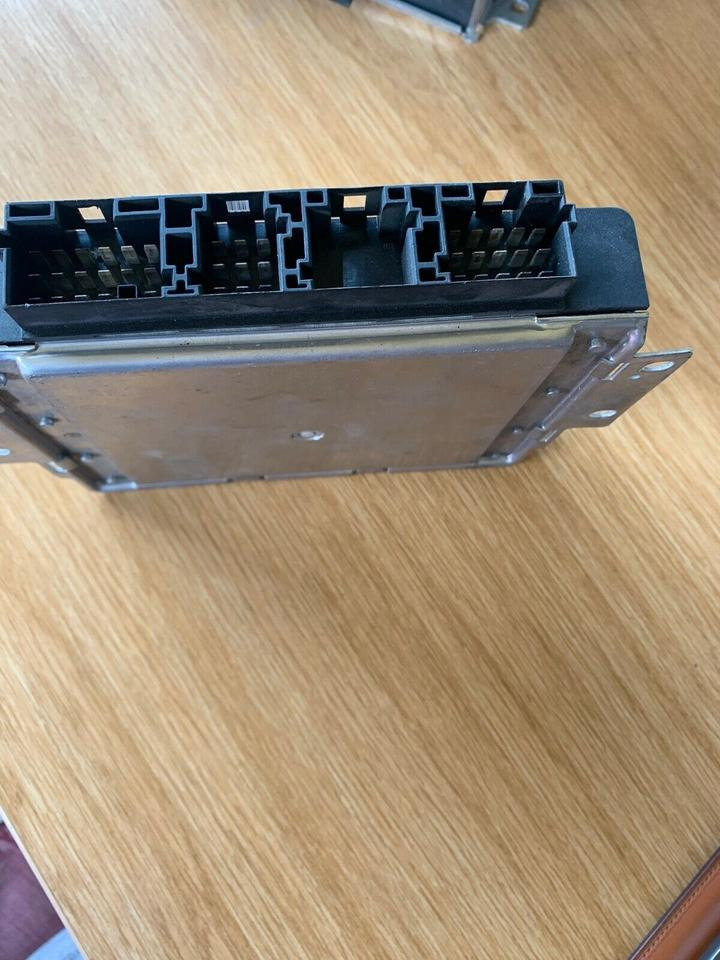 Mercedes Atego BOSCH Elektronik ABS Steuergerät A0004463414 - Блок управления для Грузовиков: фото 3 Mercedes Atego BOSCH Elektronik ABS Steuergerät A0004463414 - Блок управления для Грузовиков: фото 3