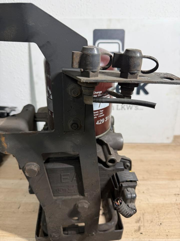 Mercedes KNORR-BREMSE LufttrocknerA0014465564 K138265 - Принадлежность тормозной системы для Грузовиков: фото 5 Mercedes KNORR-BREMSE LufttrocknerA0014465564 K138265 - Принадлежность тормозной системы для Грузовиков: фото 5