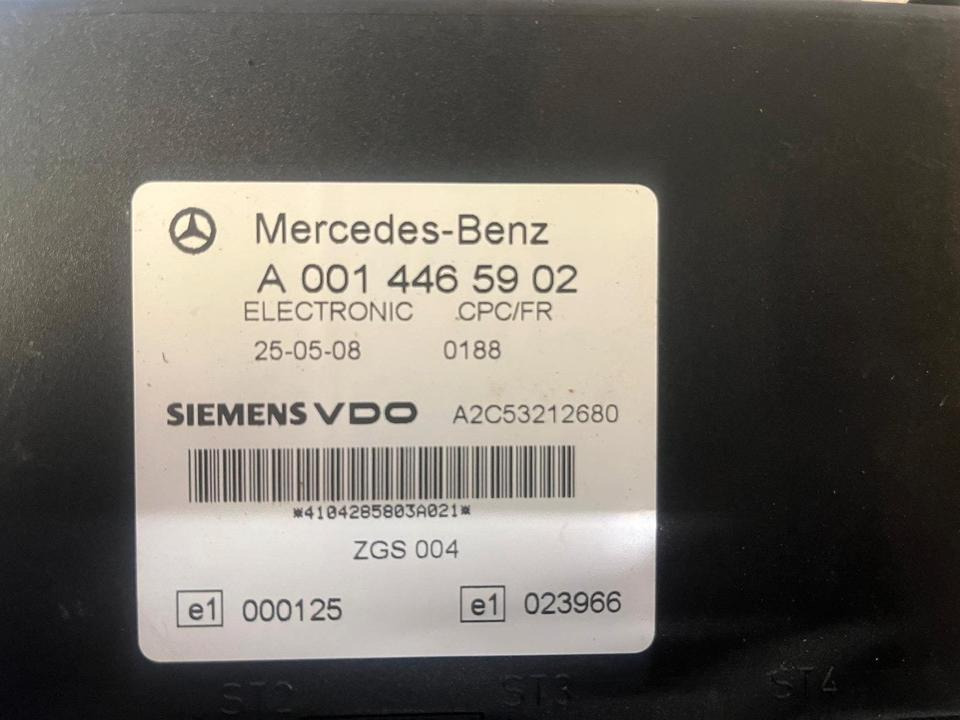 Mercedes Siemens VDO Electronic CPC/FR Steuergerät A0014465902 - Блок управления для Грузовиков: фото 2 Mercedes Siemens VDO Electronic CPC/FR Steuergerät A0014465902 - Блок управления для Грузовиков: фото 2