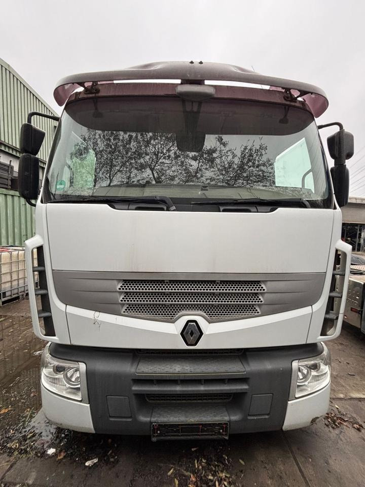 Renault 450 Euro5 komplette kabine ohne Elektronische Steuergerät - Кабина для Грузовиков: фото 1 Renault 450 Euro5 komplette kabine ohne Elektronische Steuergerät - Кабина для Грузовиков: фото 1