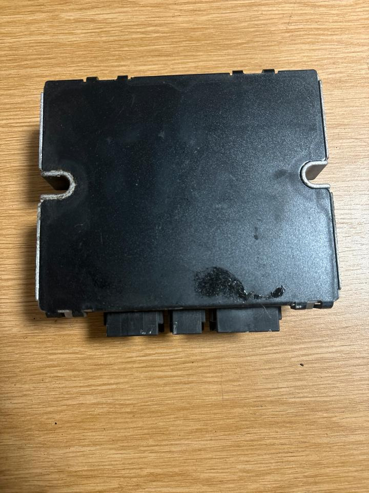 Renault FCU H 24V Beleuchtungssteuergerät 7420753000 - Блок управления для Грузовиков: фото 2 Renault FCU H 24V Beleuchtungssteuergerät 7420753000 - Блок управления для Грузовиков: фото 2