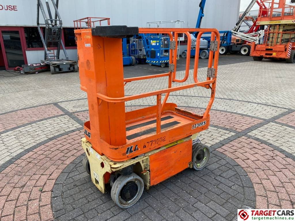 JLG 1230ES Electric Vertical Mast Work Lift 566cm - Вертикальный мачтовый подъемник: фото 1 JLG 1230ES Electric Vertical Mast Work Lift 566cm - Вертикальный мачтовый подъемник: фото 1