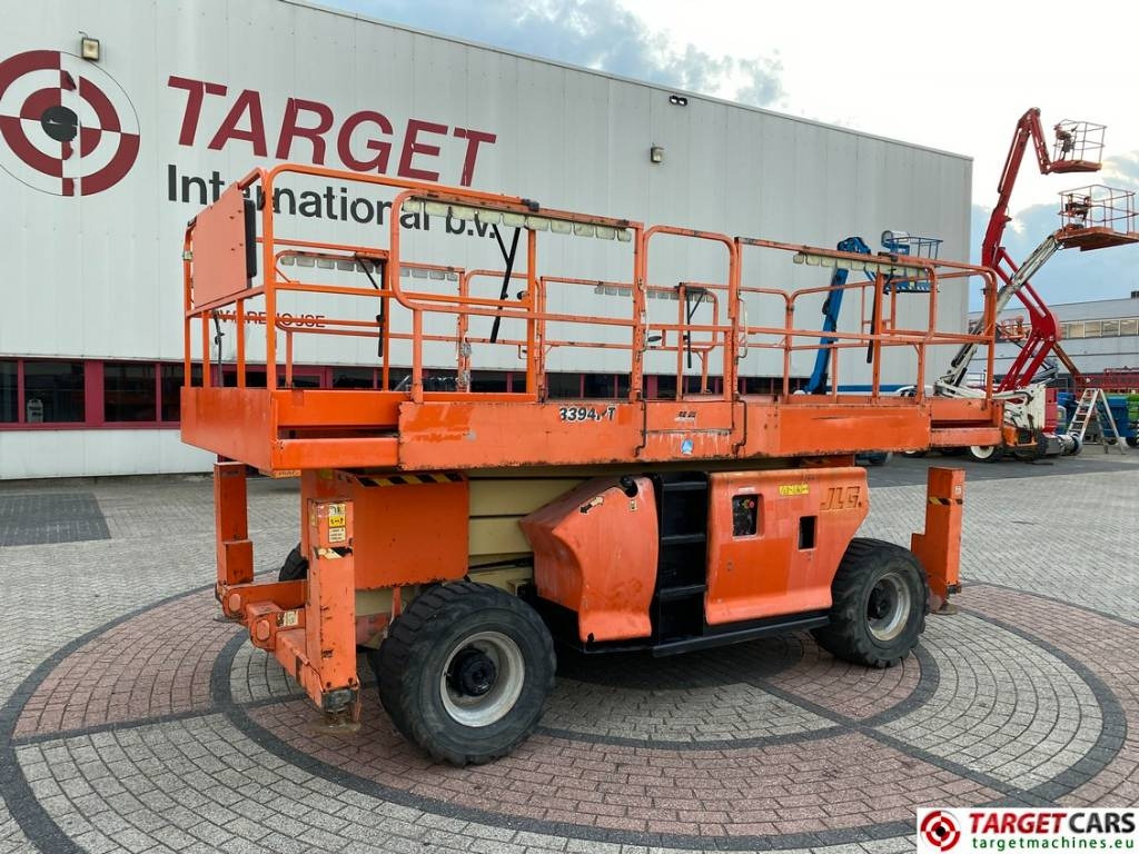 JLG 3394RT Diesel 4x4 Scissor Work Lift 1206cm  - Ножничный подъемник: фото 1 JLG 3394RT Diesel 4x4 Scissor Work Lift 1206cm  - Ножничный подъемник: фото 1