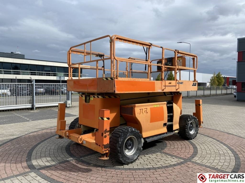JLG 4394RT Diesel 4x4 Scissor Work Lift 1511cm - Ножничный подъемник: фото 3 JLG 4394RT Diesel 4x4 Scissor Work Lift 1511cm - Ножничный подъемник: фото 3