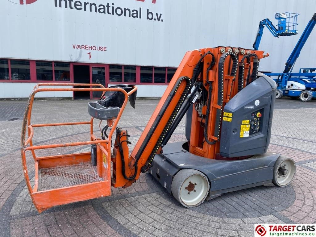 JLG Toucan 12E+ Plus Vertical Mast Work Lift 1265cm - Вертикальный мачтовый подъемник: фото 1 JLG Toucan 12E+ Plus Vertical Mast Work Lift 1265cm - Вертикальный мачтовый подъемник: фото 1