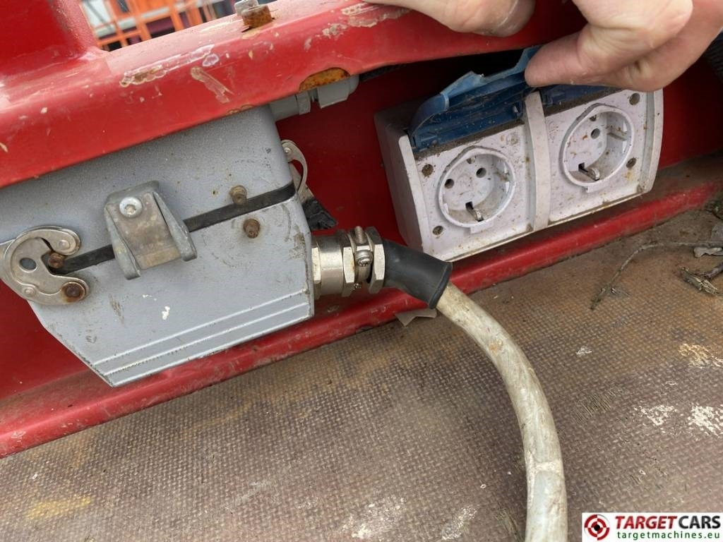 Ножничный подъемник PB-Lift S225-12ES Electric Scissor Work Lift 2250cm: фото 26 Ножничный подъемник PB-Lift S225-12ES Electric Scissor Work Lift 2250cm: фото 26