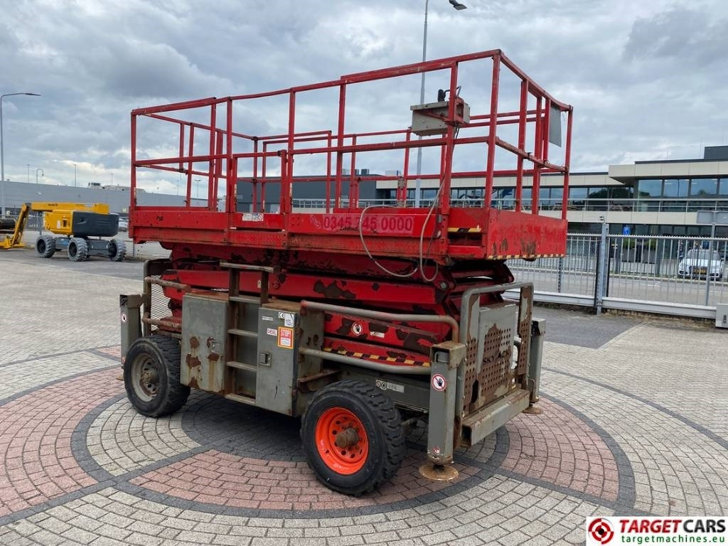 SkyJack SJ8841RT Diesel 4x4 Scissor Work Lift 1430cm  - Ножничный подъемник: фото 2 SkyJack SJ8841RT Diesel 4x4 Scissor Work Lift 1430cm  - Ножничный подъемник: фото 2