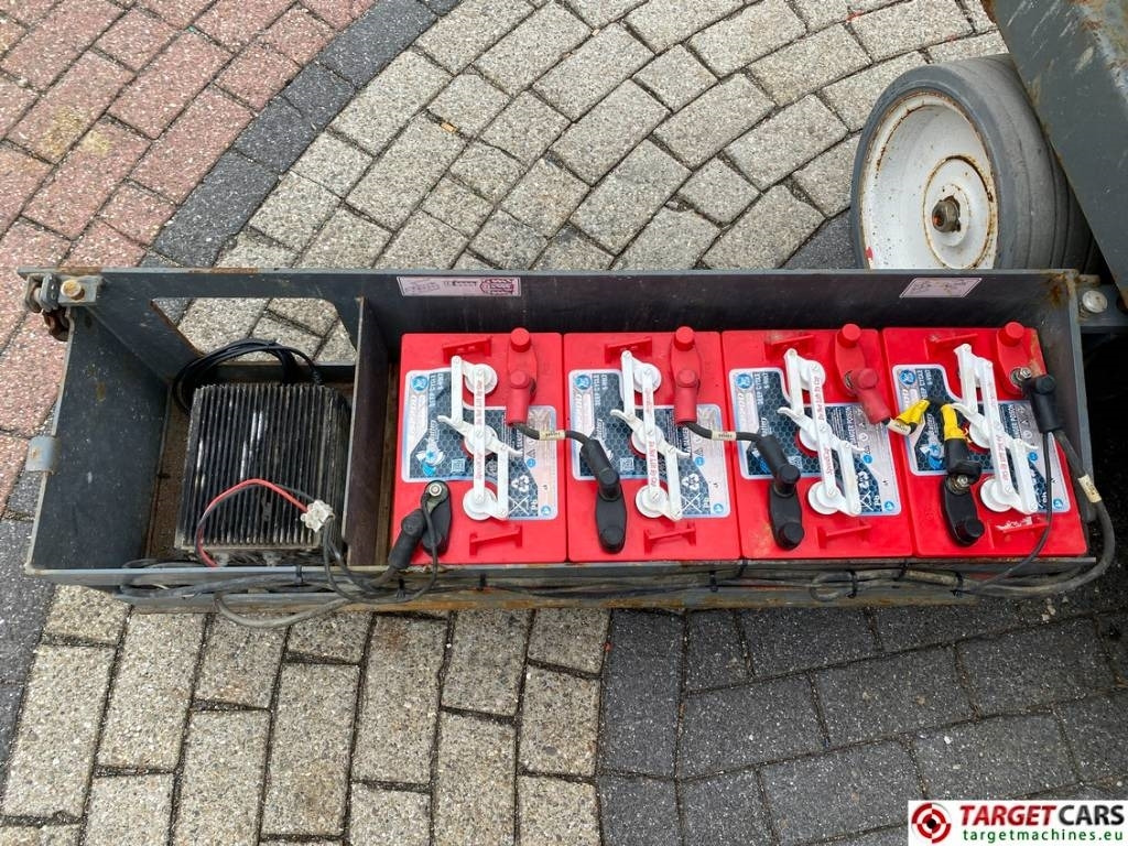 Ножничный подъемник SkyJack SJIII-3226 Electric 3226 Scissor Work Lift 990cm: фото 17 Ножничный подъемник SkyJack SJIII-3226 Electric 3226 Scissor Work Lift 990cm: фото 17