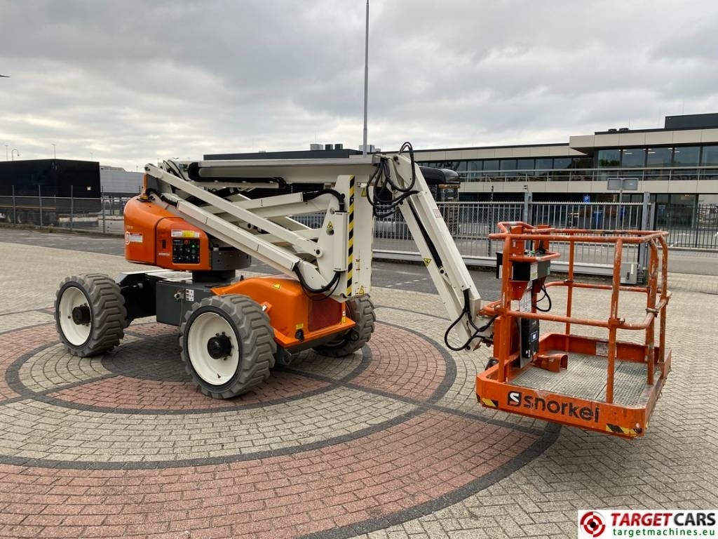 Snorkel A46JRTE Lithium LI-ION Articulated BoomLift 1630cm - Коленчатый подъемник: фото 2 Snorkel A46JRTE Lithium LI-ION Articulated BoomLift 1630cm - Коленчатый подъемник: фото 2