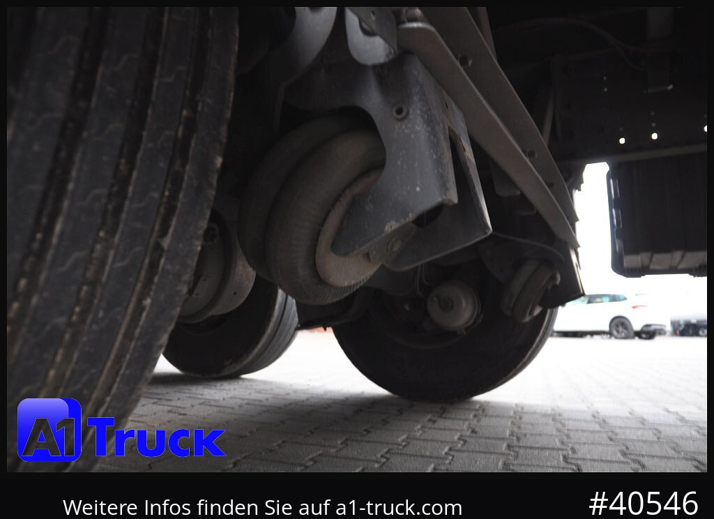 SCHMITZ S01, Speed Curtain, Getränke VDI 2700, Ladebordwand - Тентованный полуприцеп: фото 2 SCHMITZ S01, Speed Curtain, Getränke VDI 2700, Ladebordwand - Тентованный полуприцеп: фото 2