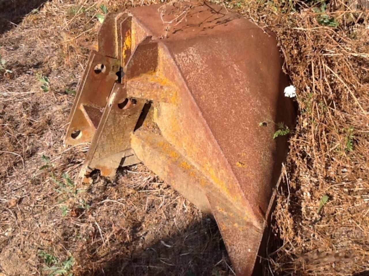 130 CM V DITCH CLEANING BUCKET - Ковш для экскаватора: фото 1 130 CM V DITCH CLEANING BUCKET - Ковш для экскаватора: фото 1