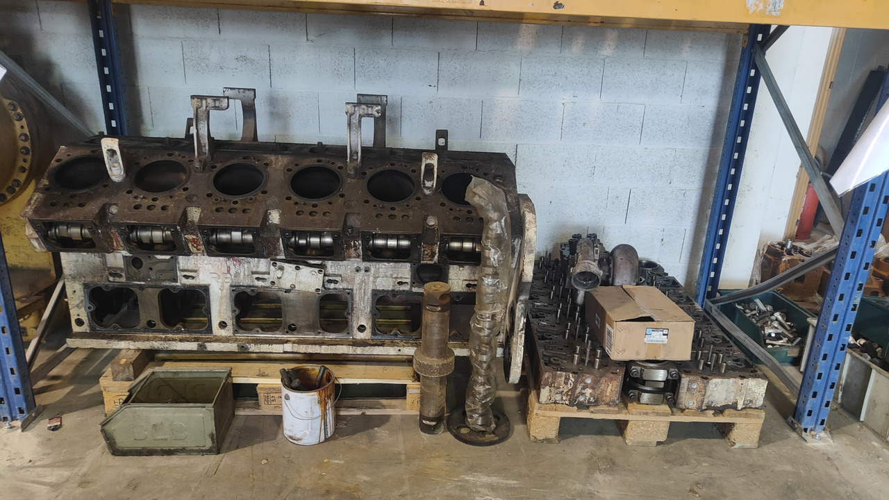 CUMMINS KTA38 MOTORE CUMMINS (BLOCCO CILINDRI) + N.2 TESTATE - Двигатель и запчасти для Строительной техники: фото 1 CUMMINS KTA38 MOTORE CUMMINS (BLOCCO CILINDRI) + N.2 TESTATE - Двигатель и запчасти для Строительной техники: фото 1