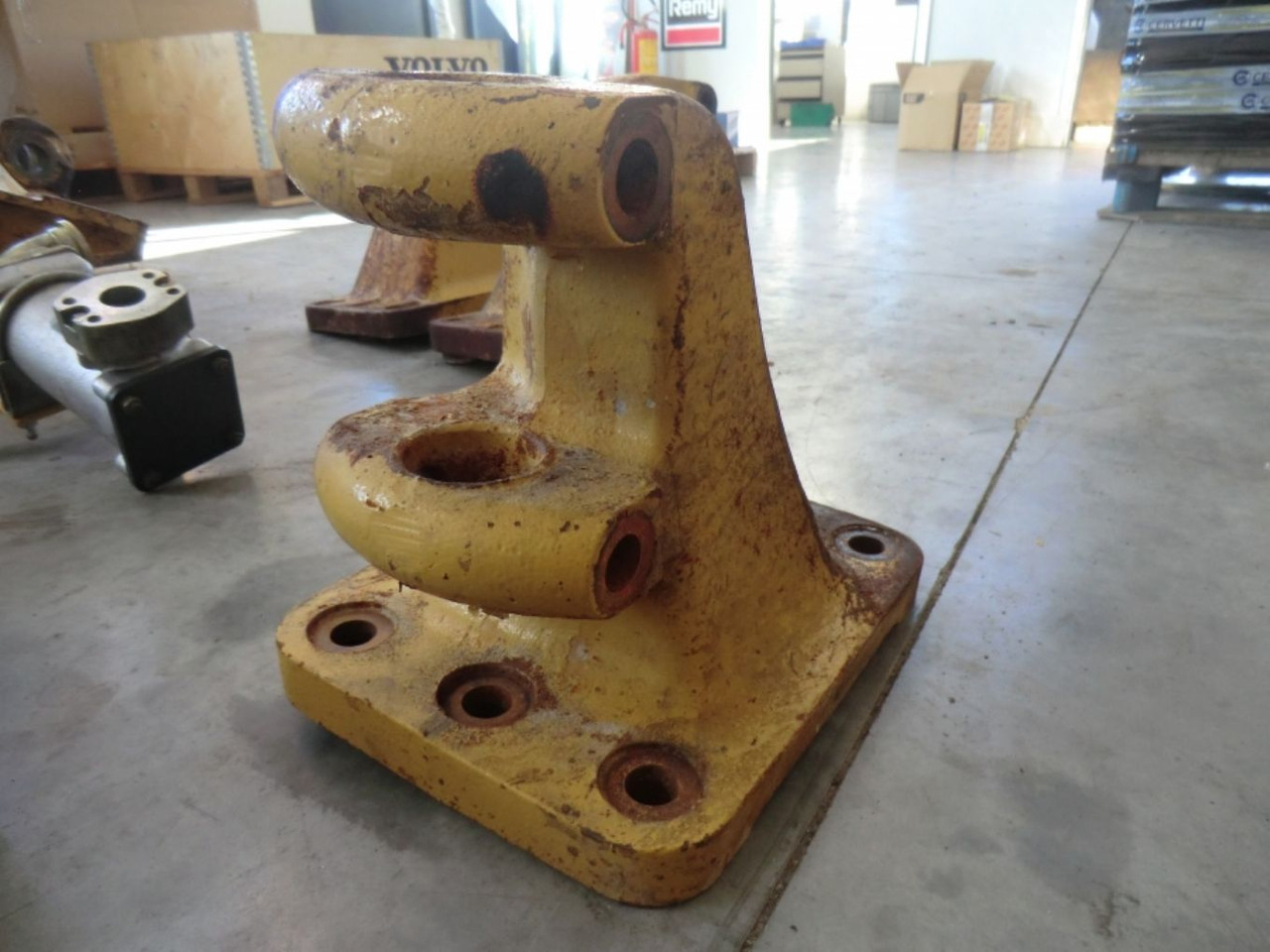 Caterpillar 735 Supporto barra equilibratrice frontale - Кузов и экстерьер для Строительной техники: фото 1 Caterpillar 735 Supporto barra equilibratrice frontale - Кузов и экстерьер для Строительной техники: фото 1