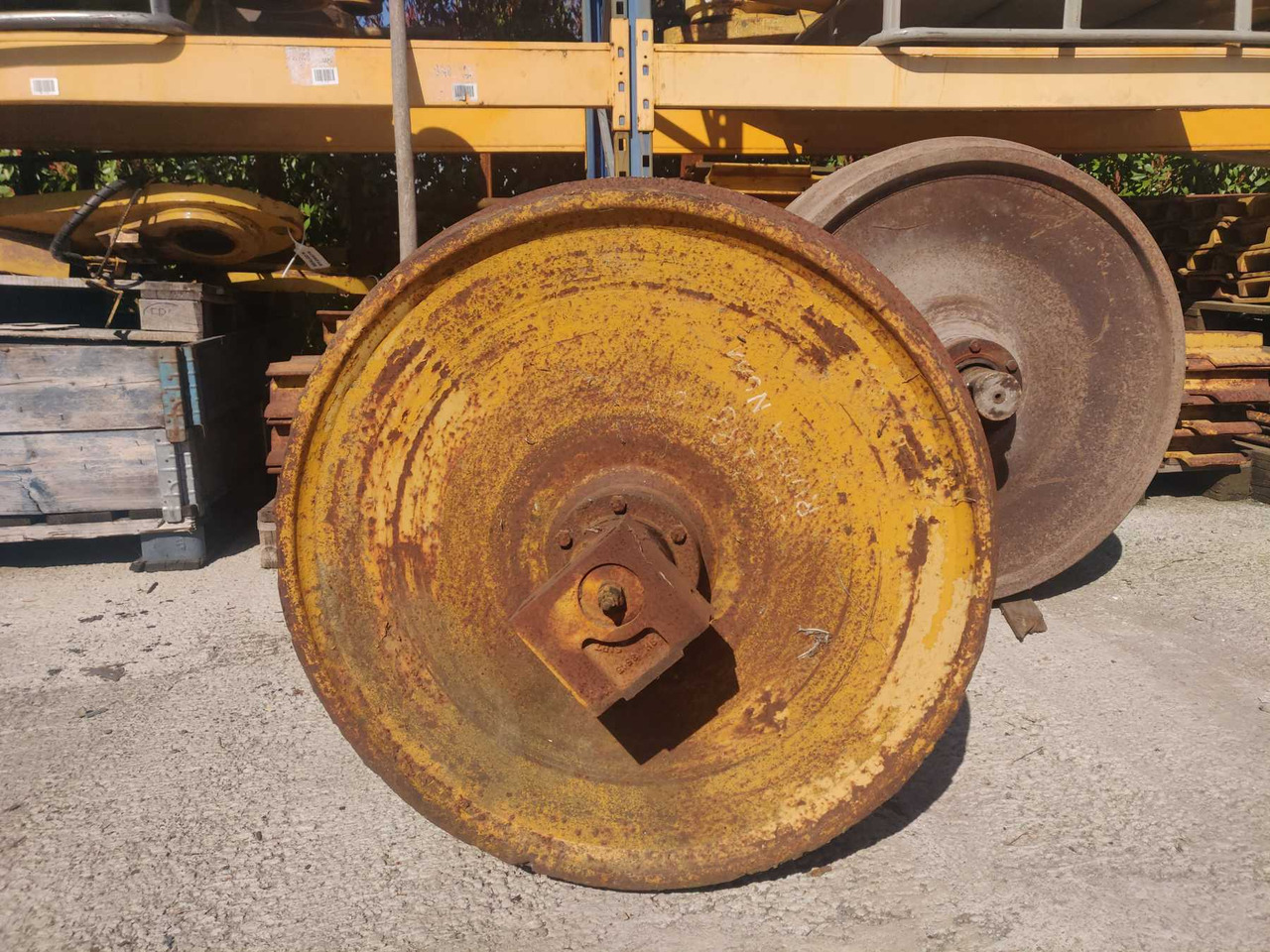 Caterpillar D7E RUOTA NUDA - Запчасти ходовой части для Строительной техники: фото 3 Caterpillar D7E RUOTA NUDA - Запчасти ходовой части для Строительной техники: фото 3