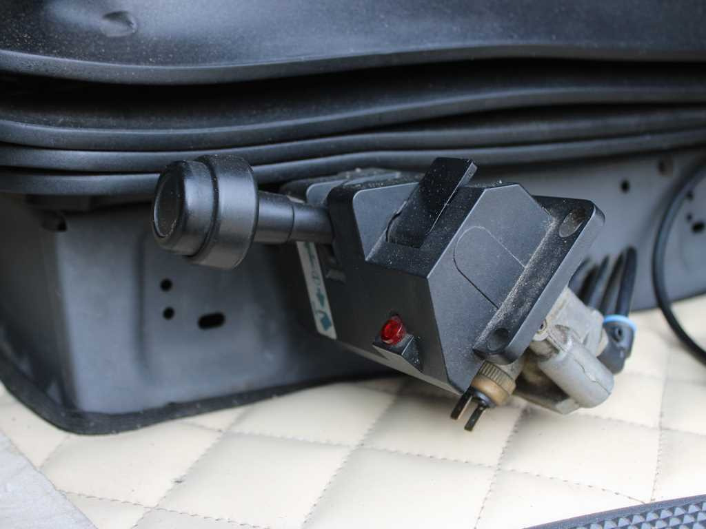 Volvo FH 460, HYDRAULIC, EURO 5 EEV, VEB+ в лизинг Volvo FH 460, HYDRAULIC, EURO 5 EEV, VEB+: фото 8 Volvo FH 460, HYDRAULIC, EURO 5 EEV, VEB+ в лизинг Volvo FH 460, HYDRAULIC, EURO 5 EEV, VEB+: фото 8