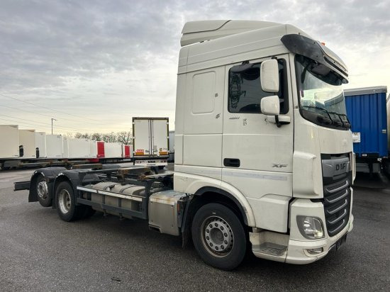 DAF XF 480 FAR BDF Euro 6 Liftachse, Retarder - Грузовик-контейнеровоз/ Сменный кузов: фото 3 DAF XF 480 FAR BDF Euro 6 Liftachse, Retarder - Грузовик-контейнеровоз/ Сменный кузов: фото 3