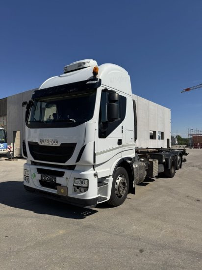 Iveco Stralis AS260SY LBW BDF, Automatik, E6, Standklkima - Грузовик-контейнеровоз/ Сменный кузов: фото 1 Iveco Stralis AS260SY LBW BDF, Automatik, E6, Standklkima - Грузовик-контейнеровоз/ Сменный кузов: фото 1