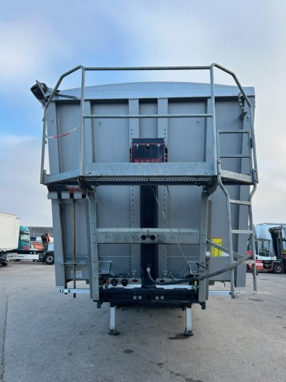 Kempf SKM 39 Alu-Kastenmulde 55m³ Rollplane - Самосвальный полуприцеп: фото 2 Kempf SKM 39 Alu-Kastenmulde 55m³ Rollplane - Самосвальный полуприцеп: фото 2