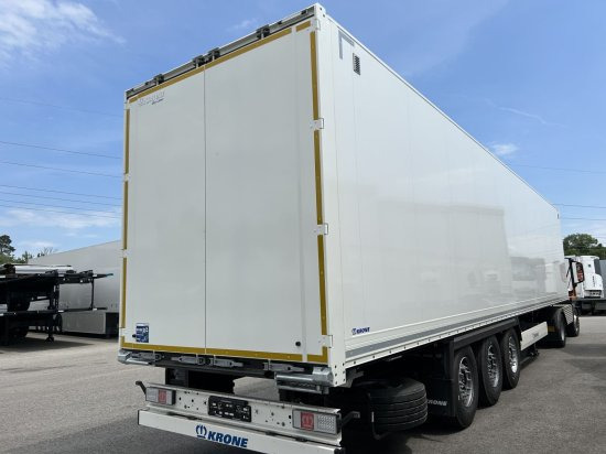 Krone SDK27 Dryliner Koffer Auflieger, Zurschienen, Mehrere Einheiten verfügbar - Полуприцеп-фургон: фото 4 Krone SDK27 Dryliner Koffer Auflieger, Zurschienen, Mehrere Einheiten verfügbar - Полуприцеп-фургон: фото 4