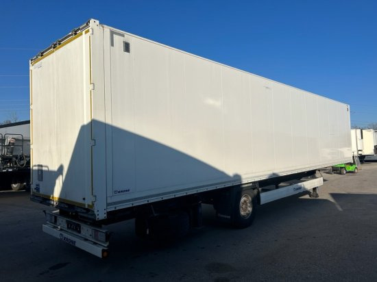 Krone SE/DA03 DryLiner 1-Achs Kofferauflieger, Doppelstock, Heckabstützung - Полуприцеп-фургон: фото 3 Krone SE/DA03 DryLiner 1-Achs Kofferauflieger, Doppelstock, Heckabstützung - Полуприцеп-фургон: фото 3