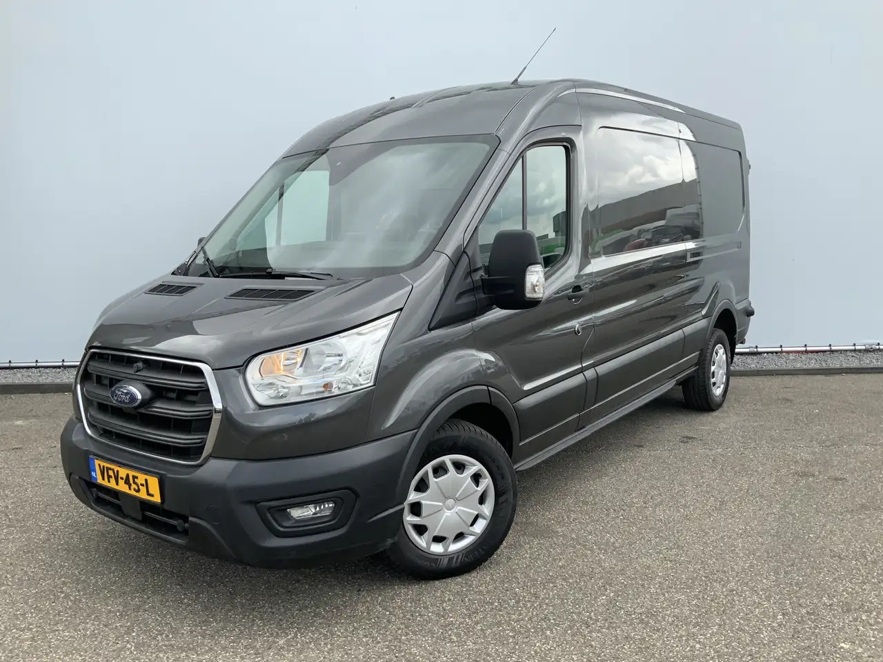 Ford Transit 350 2.0 TDCI L3H2 Trend Koelauto & Vries Automaat - Цельнометаллический фургон: фото 1 Ford Transit 350 2.0 TDCI L3H2 Trend Koelauto & Vries Automaat - Цельнометаллический фургон: фото 1