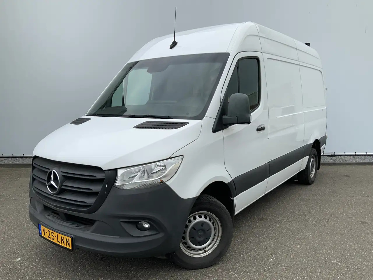 Mercedes-Benz Sprinter 316 2.2 CDI L2H2 Airco Cruise Camera Navi Trekhaak - Цельнометаллический фургон: фото 1 Mercedes-Benz Sprinter 316 2.2 CDI L2H2 Airco Cruise Camera Navi Trekhaak - Цельнометаллический фургон: фото 1