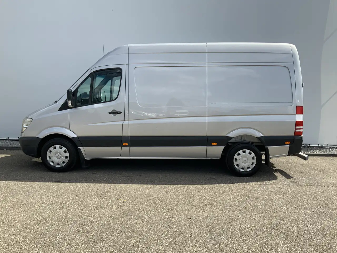 Mercedes-Benz Sprinter 318 3.0 CDI 366 L2 H2 Automaat Airco Cruise Camera - Цельнометаллический фургон: фото 3 Mercedes-Benz Sprinter 318 3.0 CDI 366 L2 H2 Automaat Airco Cruise Camera - Цельнометаллический фургон: фото 3
