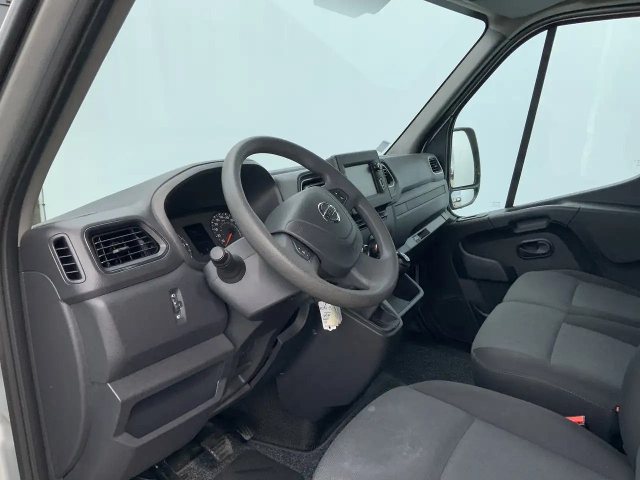 Nissan Interstar 2.3 dCi L2H2 Acenta Airco Cruise 3 Zits Camera Nav - Цельнометаллический фургон: фото 5 Nissan Interstar 2.3 dCi L2H2 Acenta Airco Cruise 3 Zits Camera Nav - Цельнометаллический фургон: фото 5