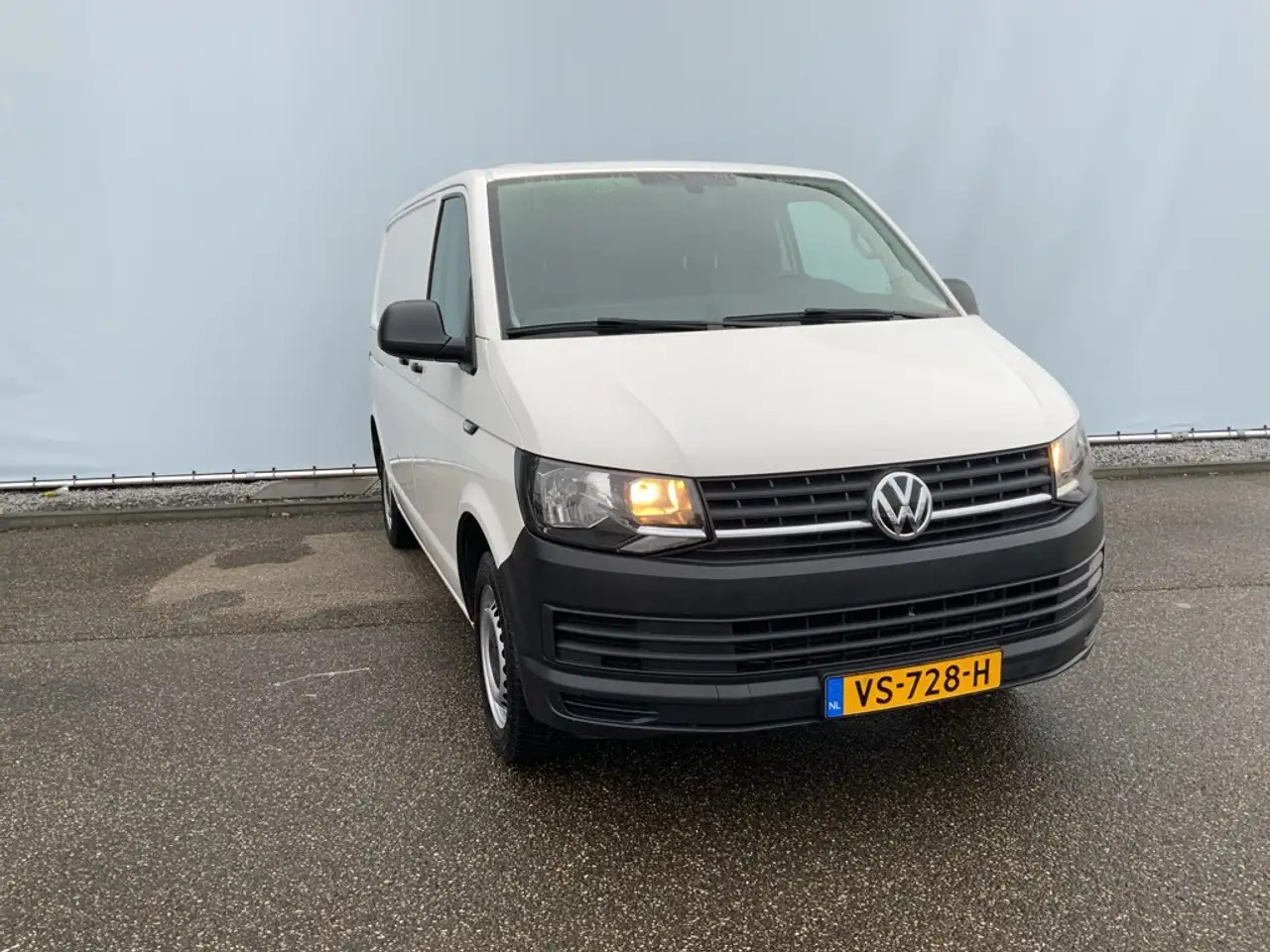 Volkswagen T6 Transporter 2.0 TDI L1H1 Comfortline Airco Navi Trekhaak 2200 - Цельнометаллический фургон: фото 3 Volkswagen T6 Transporter 2.0 TDI L1H1 Comfortline Airco Navi Trekhaak 2200 - Цельнометаллический фургон: фото 3