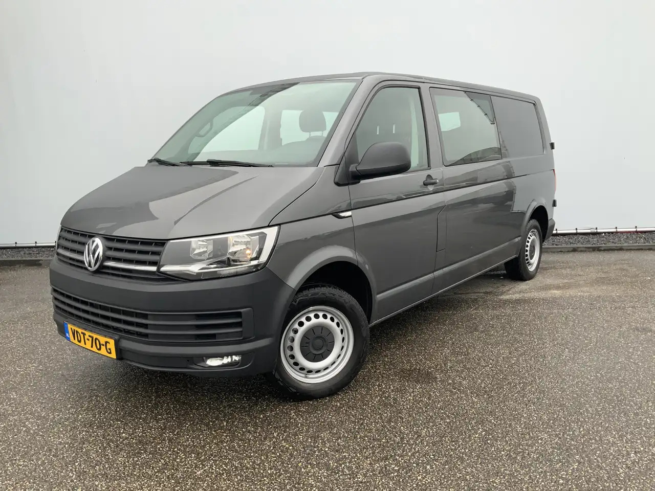 Volkswagen T6 Transporter 2.0 TDI L2H1 DC Comfortline Plus Dub Cab Cruise 5 - Грузопассажирский фургон: фото 1 Volkswagen T6 Transporter 2.0 TDI L2H1 DC Comfortline Plus Dub Cab Cruise 5 - Грузопассажирский фургон: фото 1