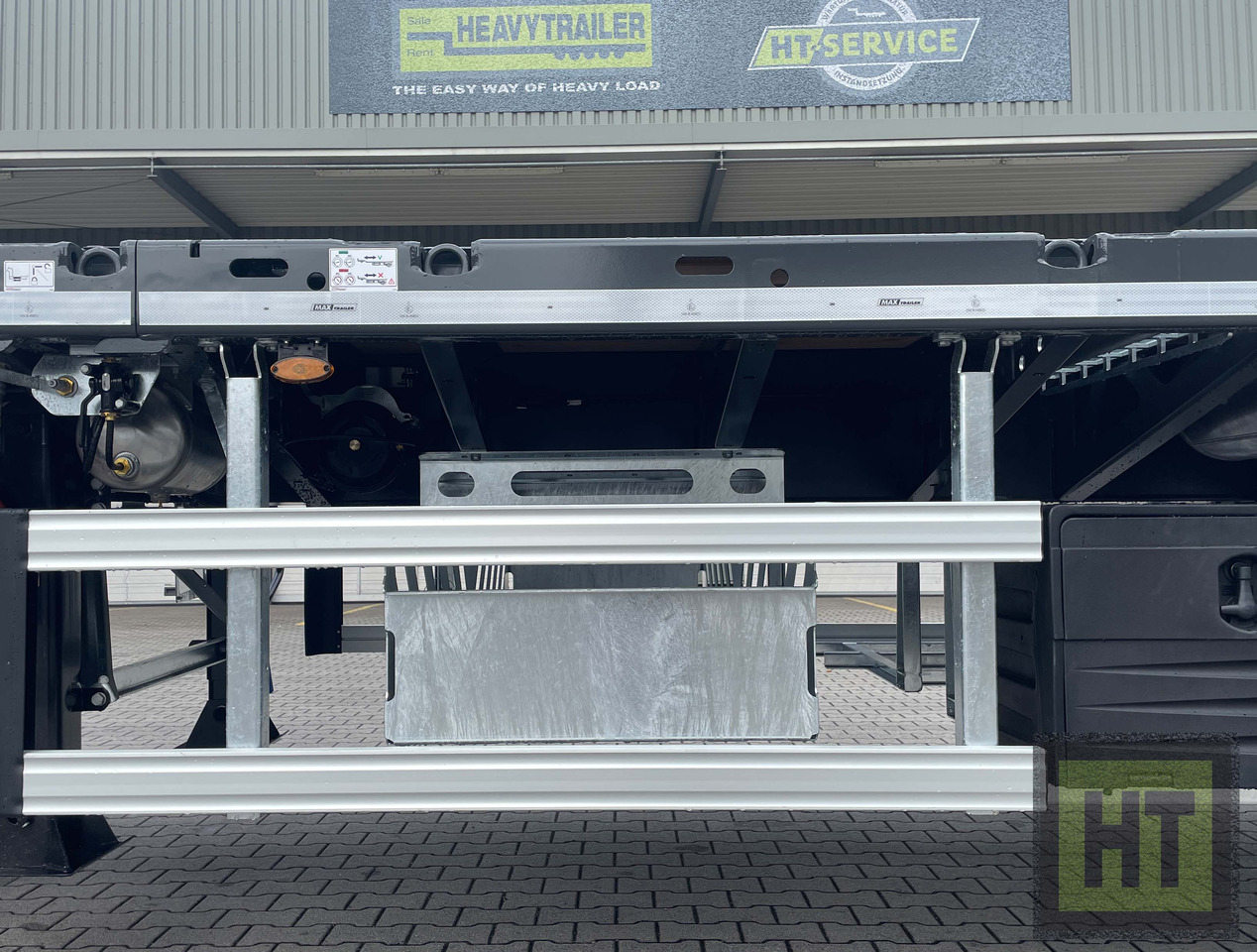 Faymonville MAX Trailer 3-Achs-Doppeltele-Plateau zwangsgelenkt - Полуприцеп бортовой/ Платформа: фото 2 Faymonville MAX Trailer 3-Achs-Doppeltele-Plateau zwangsgelenkt - Полуприцеп бортовой/ Платформа: фото 2