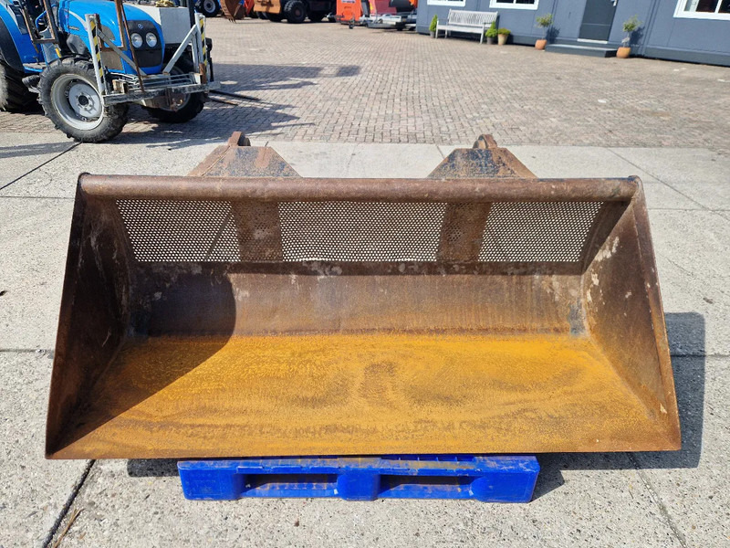 Jeroen van Leeuwen schepbak voor Volvo L30/L35 - Ковш для Строительной техники: фото 1 Jeroen van Leeuwen schepbak voor Volvo L30/L35 - Ковш для Строительной техники: фото 1