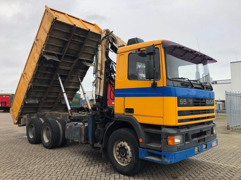 DAF 95.350 ATi - 6x4* - Самосвал, Автоманипулятор: фото 3 DAF 95.350 ATi - 6x4* - Самосвал, Автоманипулятор: фото 3