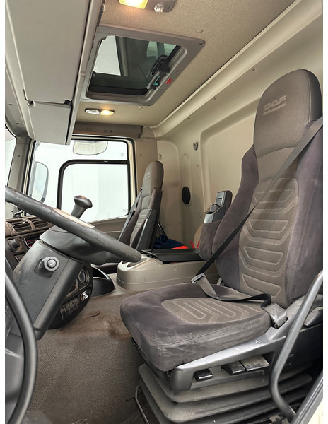 Тентованный грузовик DAF CF75.310: фото 8