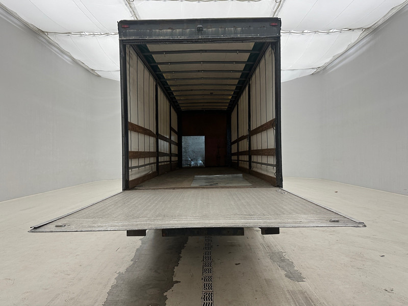 Iveco Eurocargo 180E28 - Тентованный грузовик: фото 5 Iveco Eurocargo 180E28 - Тентованный грузовик: фото 5