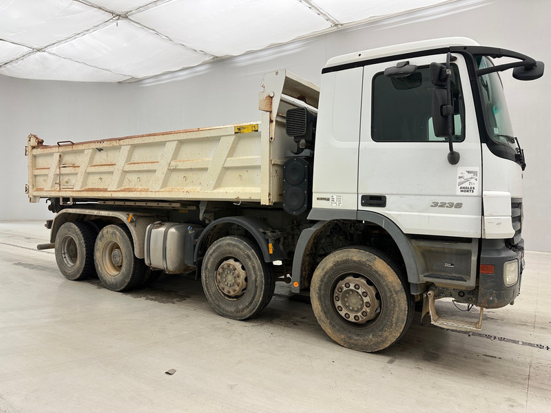 Mercedes-Benz Actros 3236 - 8x4 - Самосвал: фото 3 Mercedes-Benz Actros 3236 - 8x4 - Самосвал: фото 3